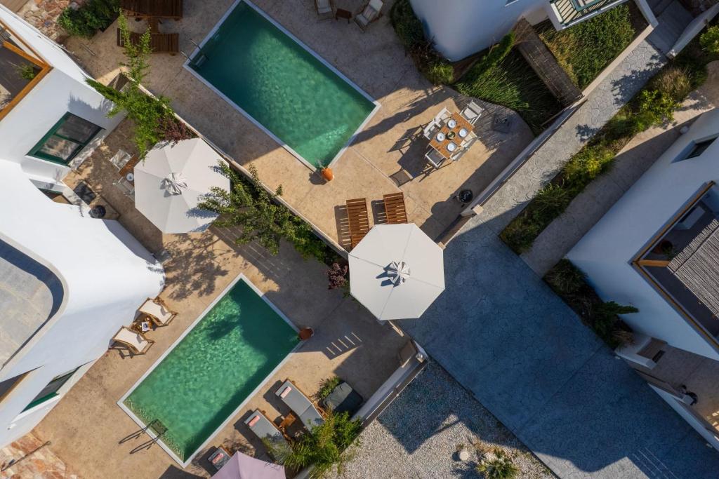 The three villas from above