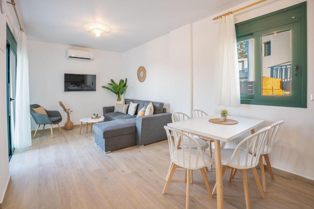 Gemini Villas gallery photo 17