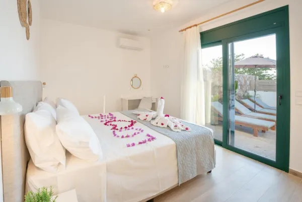 Gemini Villas gallery photo 22