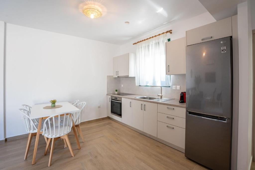 Gemini Villas gallery photo 29